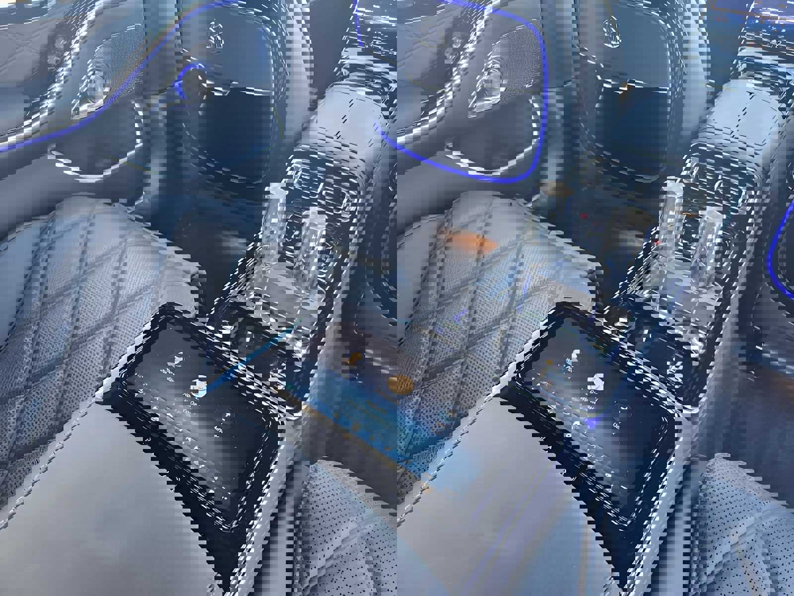 Used 2025 Mercedes-Benz Maybach S 580 4MATIC image 24