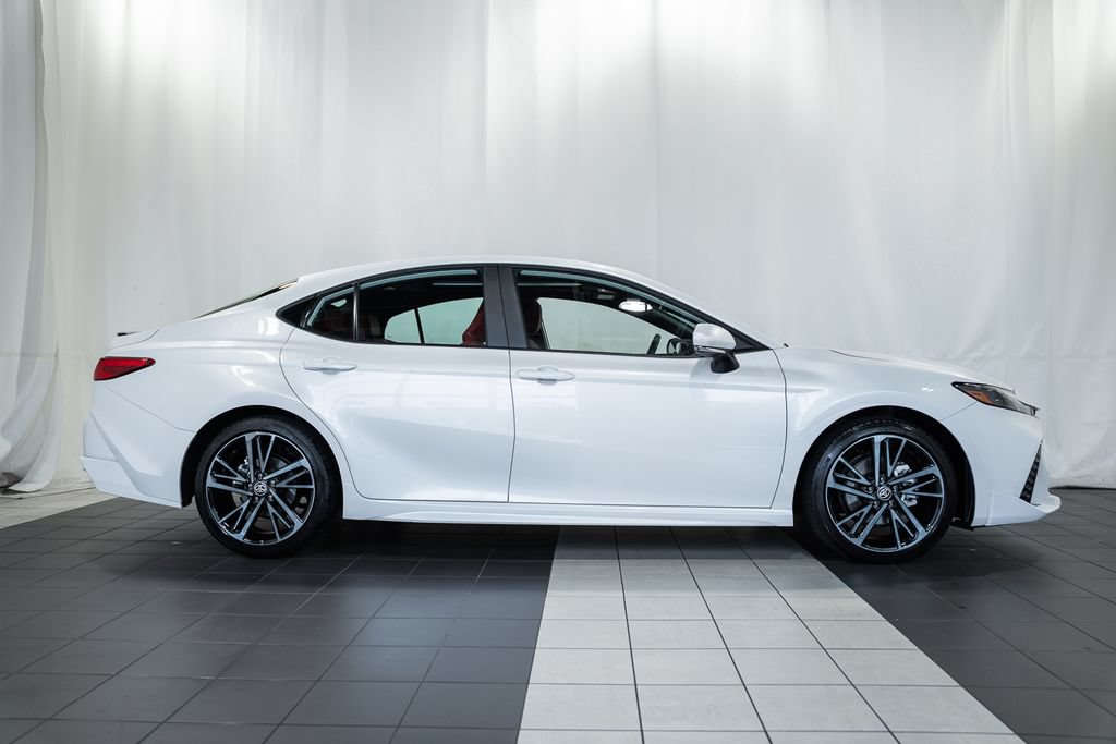 Used 2026 Toyota Camry XSE FWD image 3