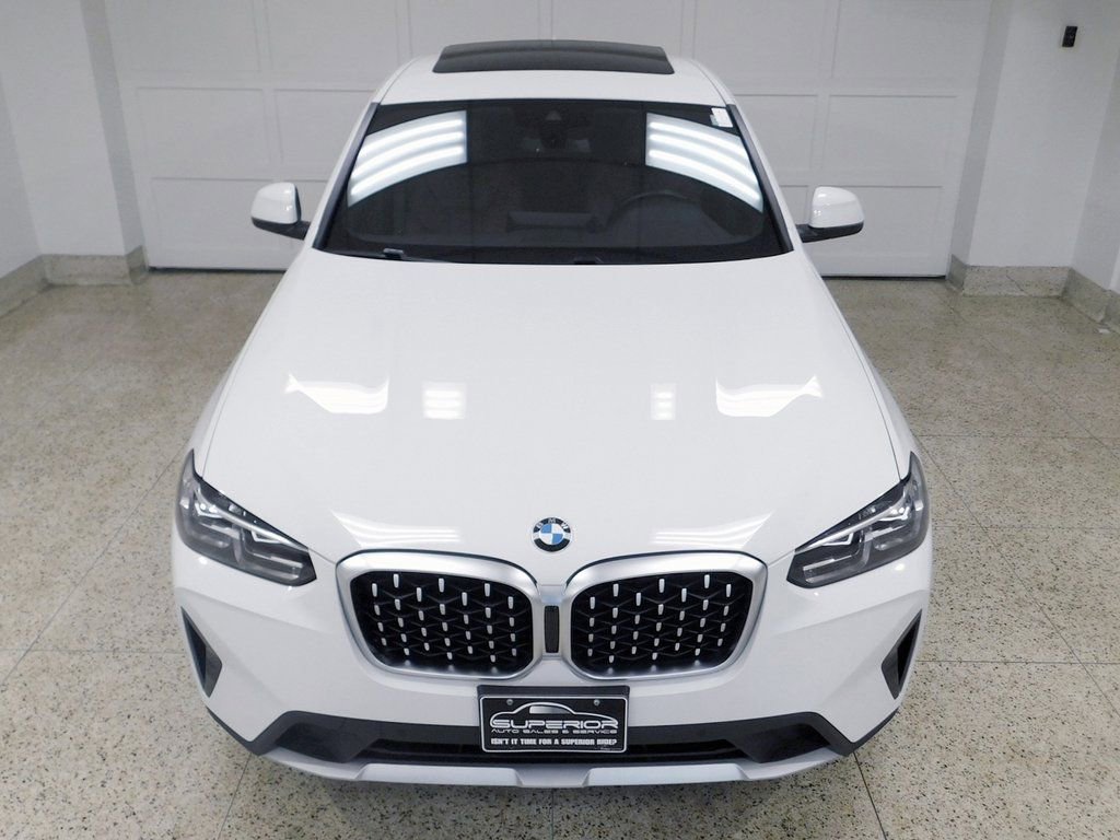 Used 2023 BMW X4 xDrive30i image 10