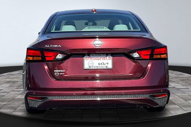 Used 2025 Nissan Altima 2.5 SV image 5