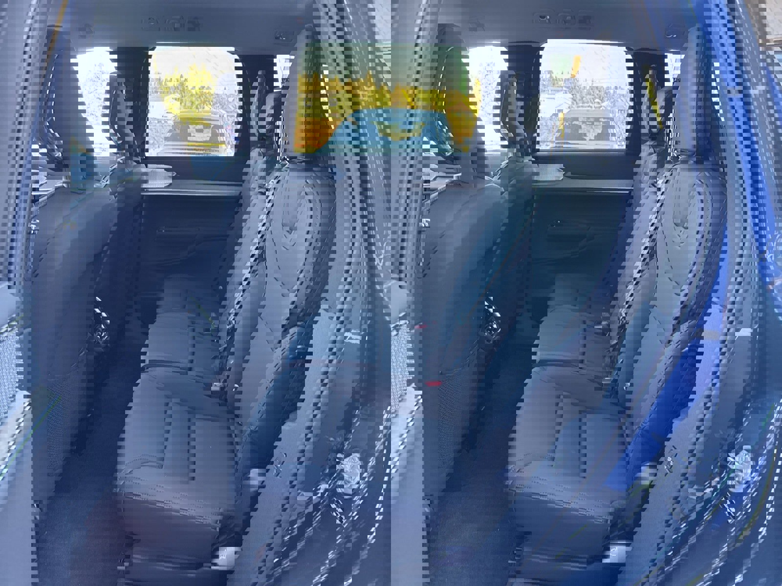 New 2025 Volvo EX90 Ultra image 11