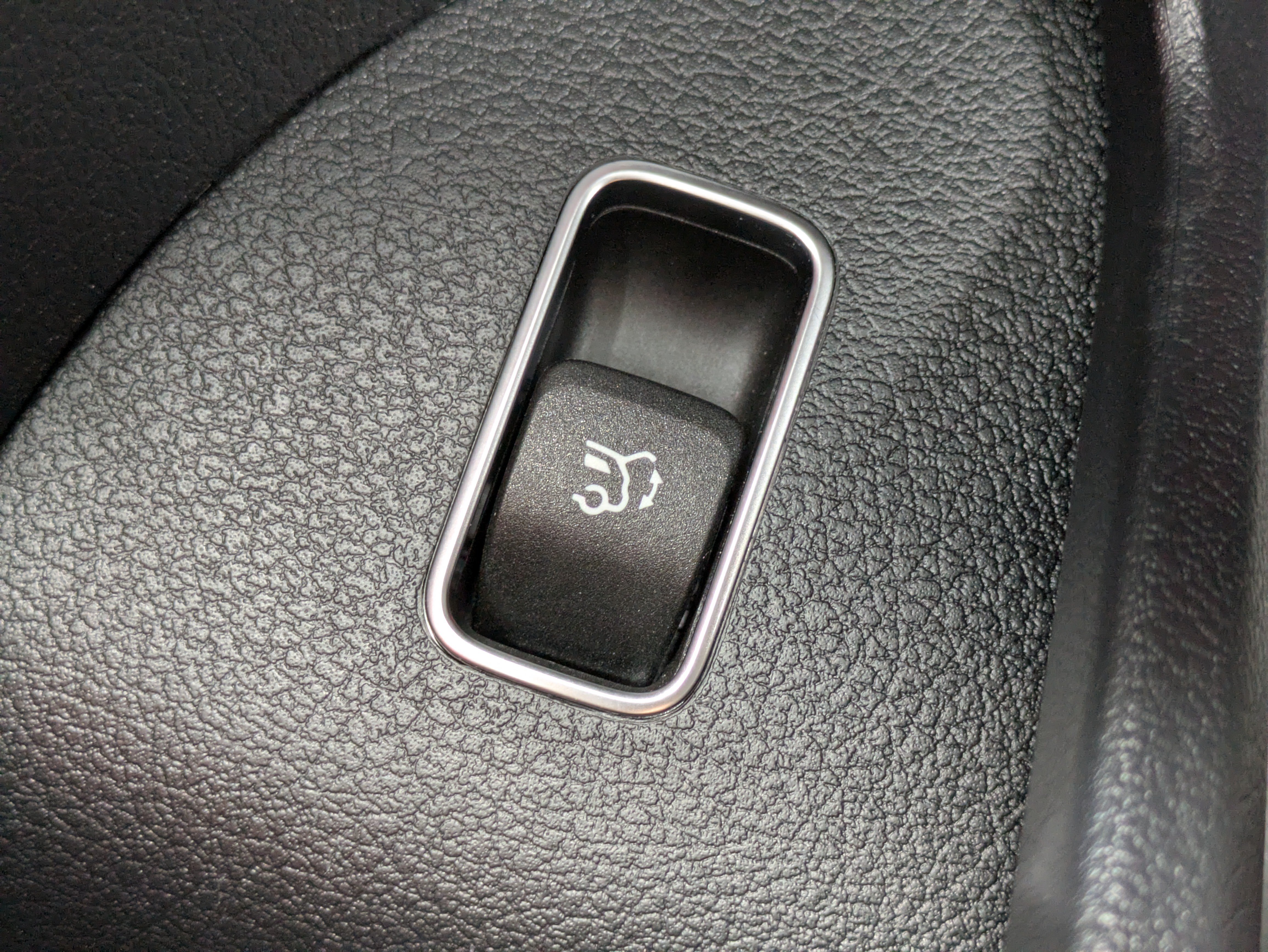 Used 2024 Mercedes-Benz GLE 350 4MATIC image 31