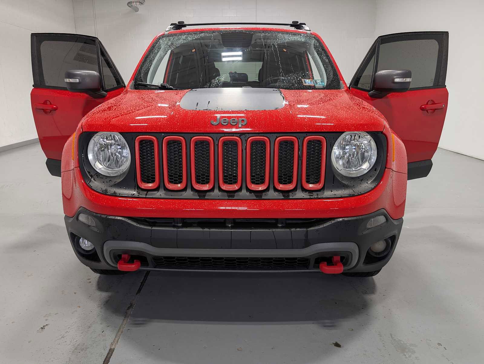 Used 2018 Jeep Renegade Trailhawk AWD/4WD image 15