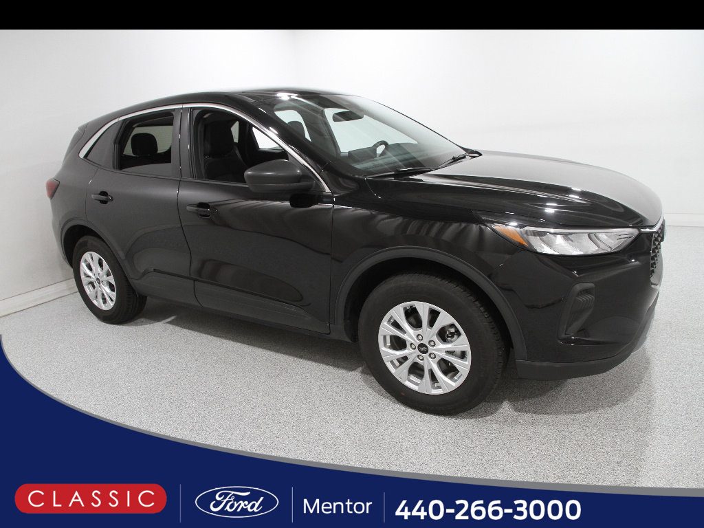 Used 2024 Ford Escape Active w/ Tech Pack #1 AWD/4WD image 1