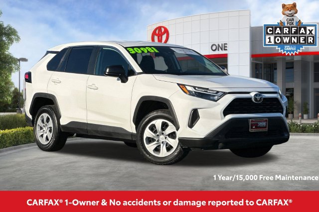 Used 2025 Toyota RAV4 LE AWD/4WD image 2