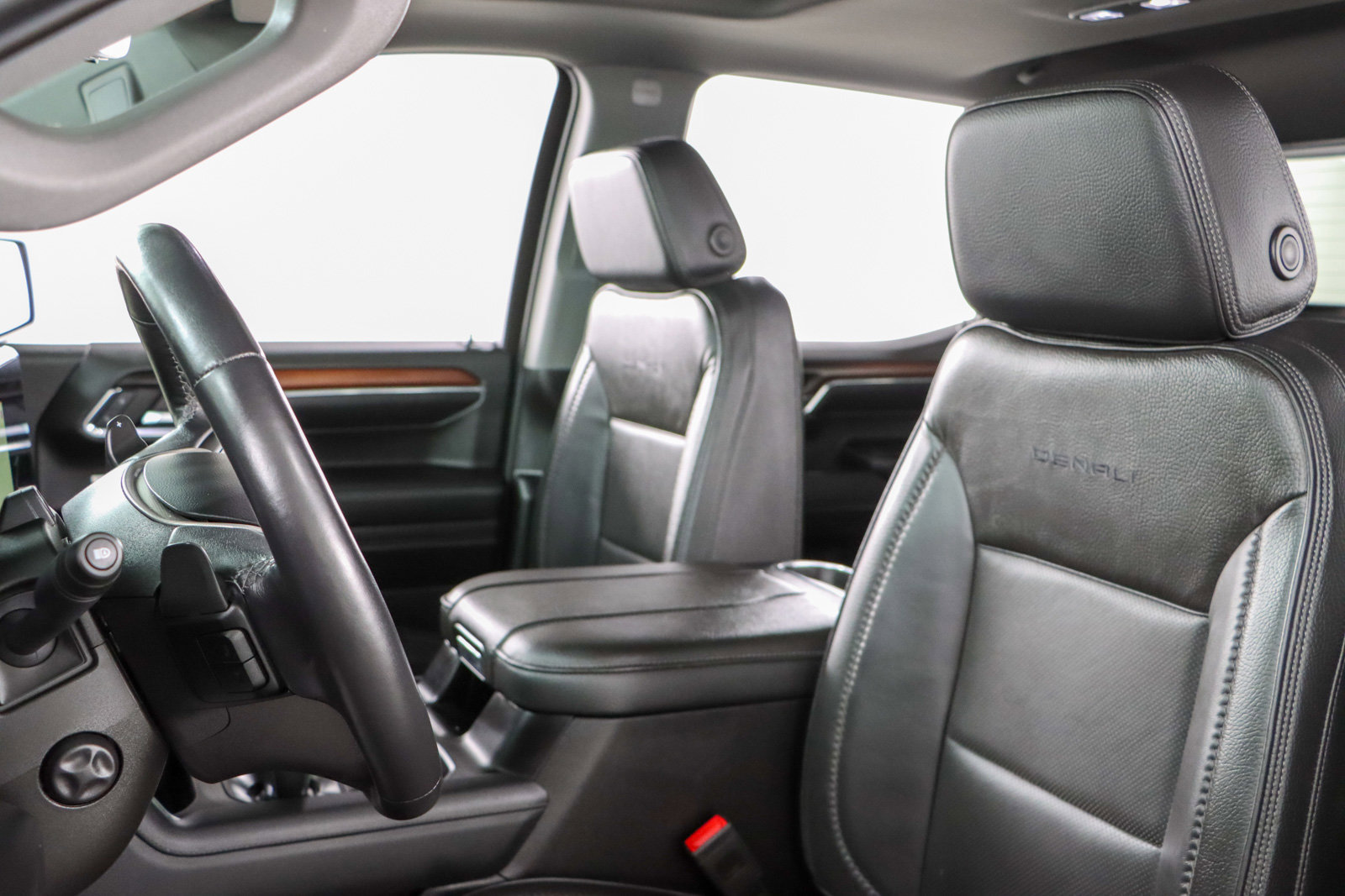 Used 2024 GMC Sierra 1500 Denali image 28