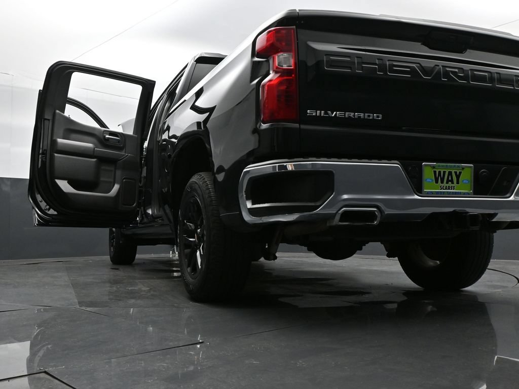 Used 2021 Chevrolet Silverado 1500 LT AWD/4WD image 36