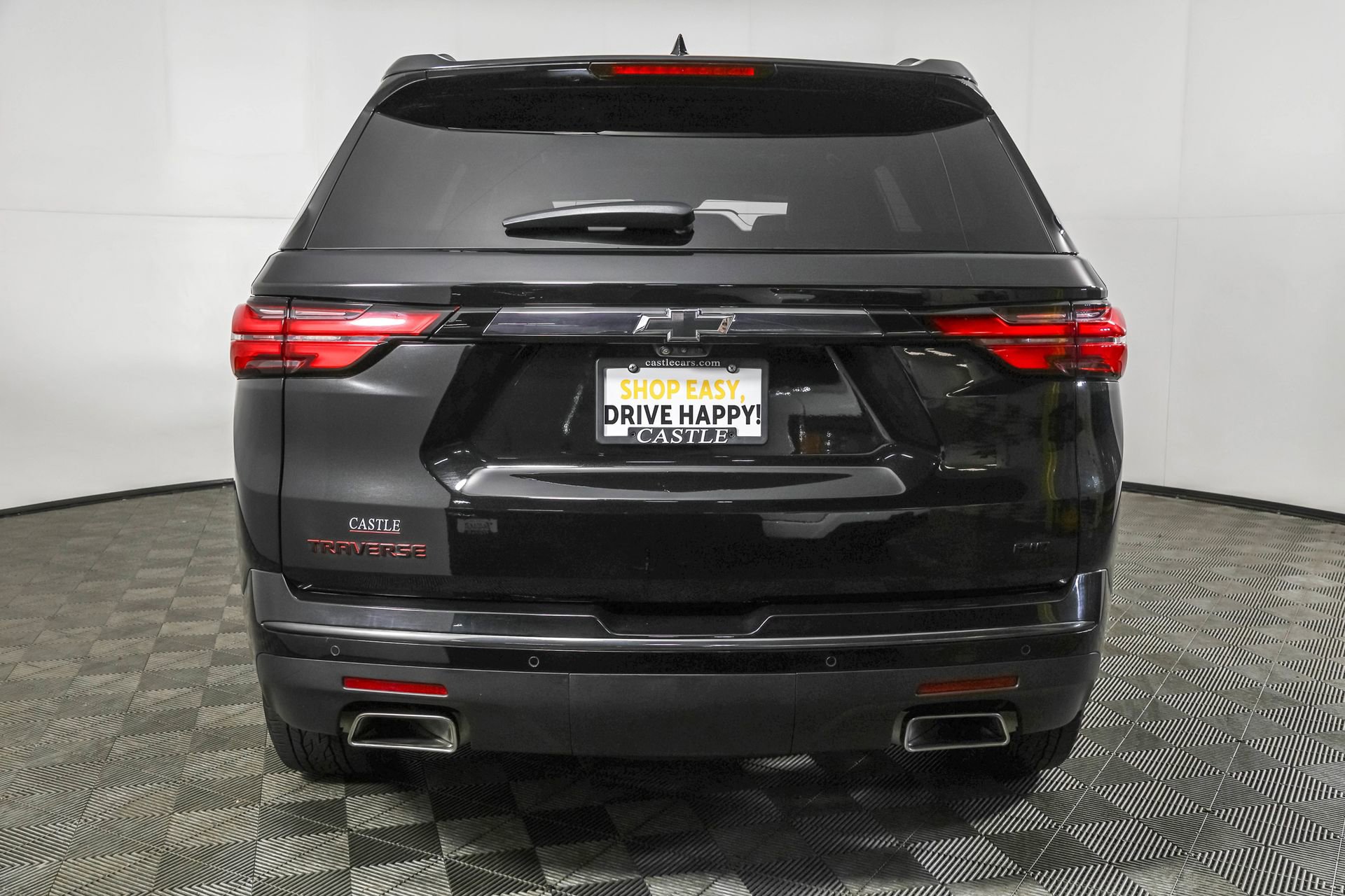 Used 2023 Chevrolet Traverse Premier w/ Redline Edition AWD/4WD image 17