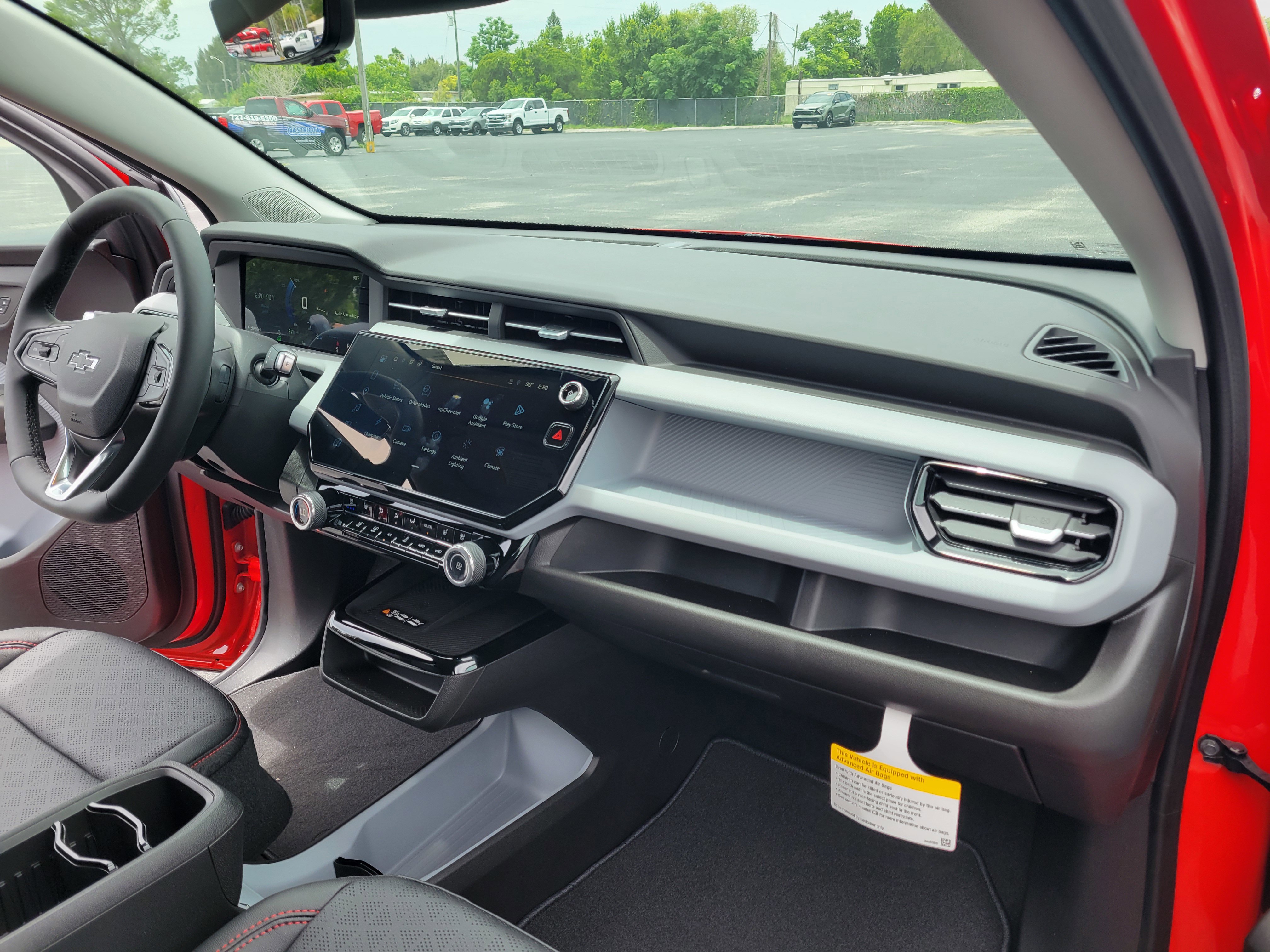 New 2027 Chevrolet Bolt RS w/ Technology Package FWD image 31