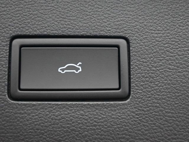 New 2026 Volkswagen Atlas SEL Premium R-Line image 16