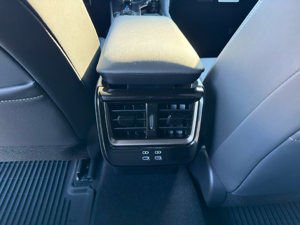 New 2027 Toyota Crown AWD/4WD image 27