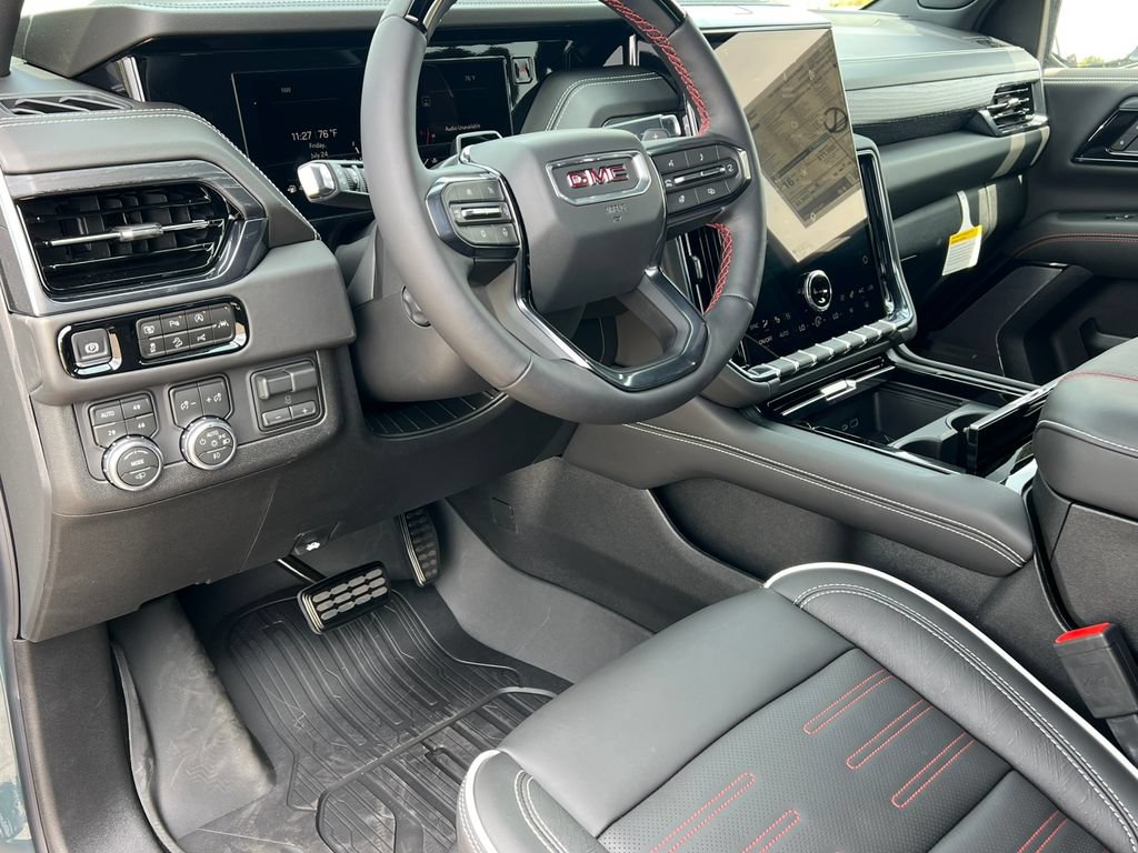New 2026 GMC Yukon XL AT4 Ultimate w/ LPO, Illumination Package AWD/4WD image 21