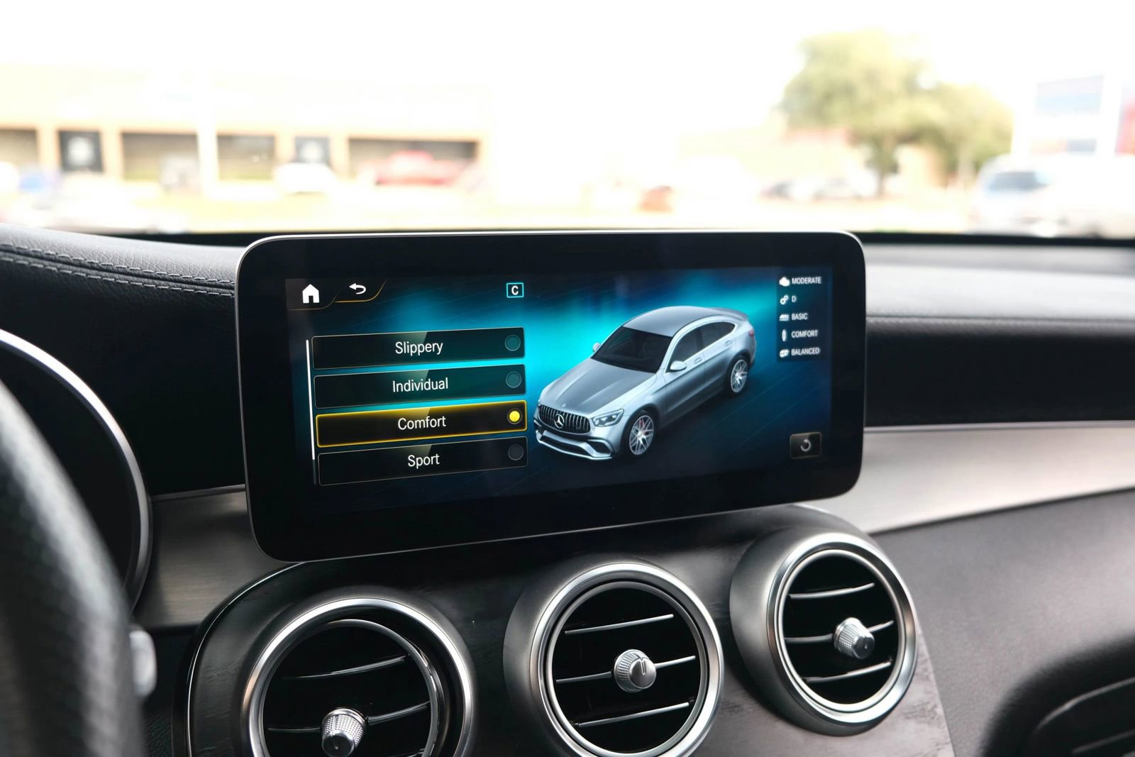 Used 2020 Mercedes-Benz GLC 63 AMG GLC 63 4MATIC Sport Utility 4D image 47