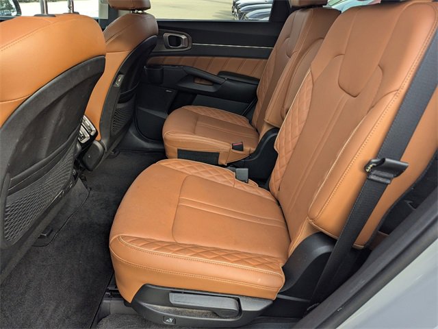 Used 2022 Kia Sorento SX Prestige w/ Rust Color Package image 11