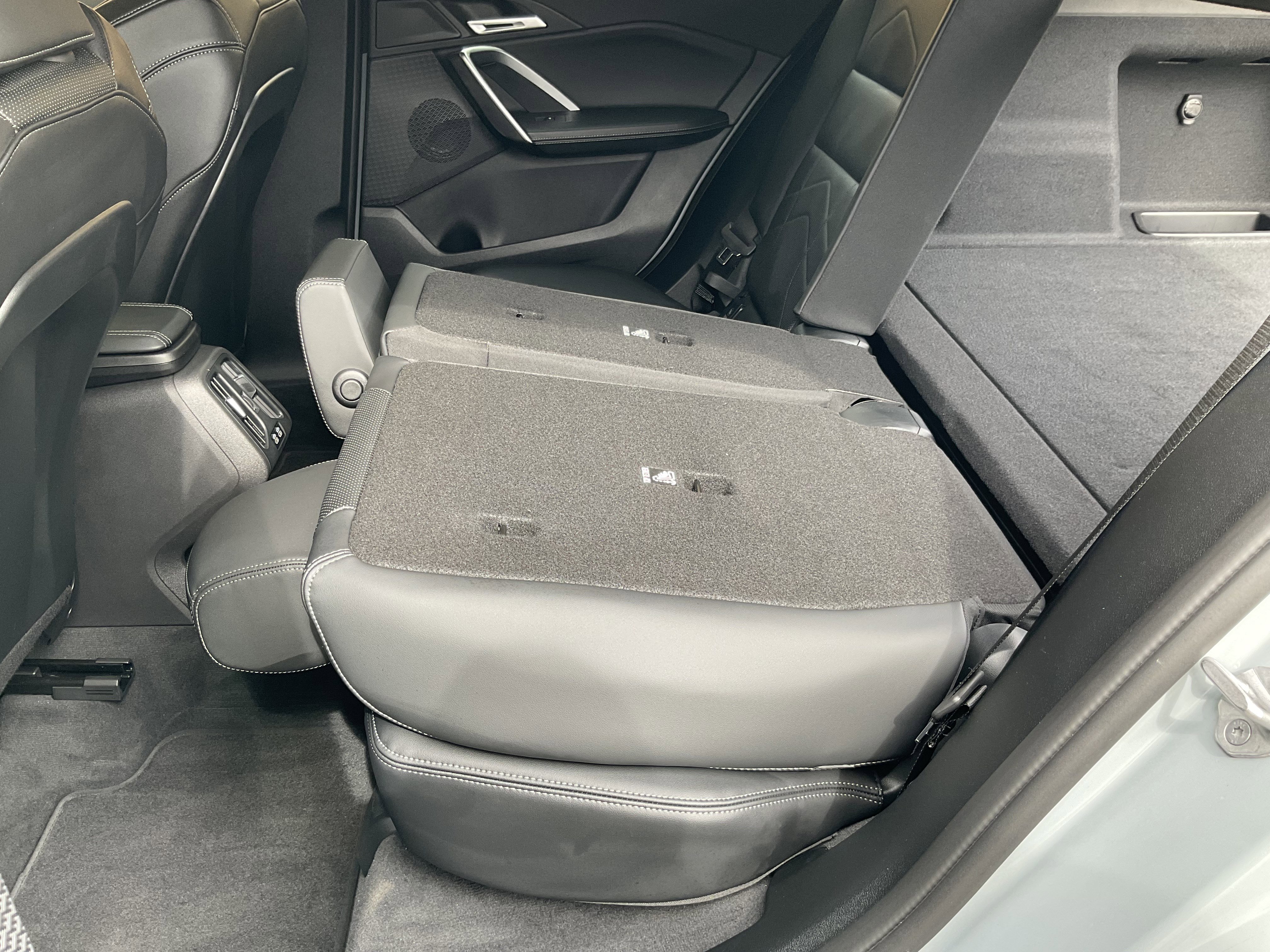 Used 2025 BMW X2 xDrive28i image 43