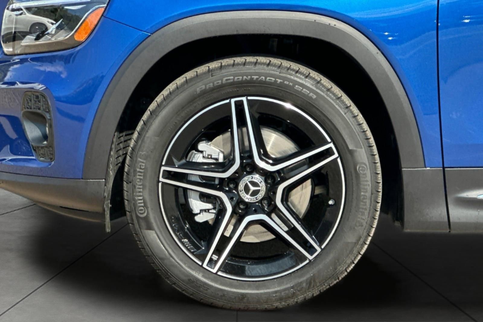 New 2026 Mercedes-Benz GLB 250 image 3