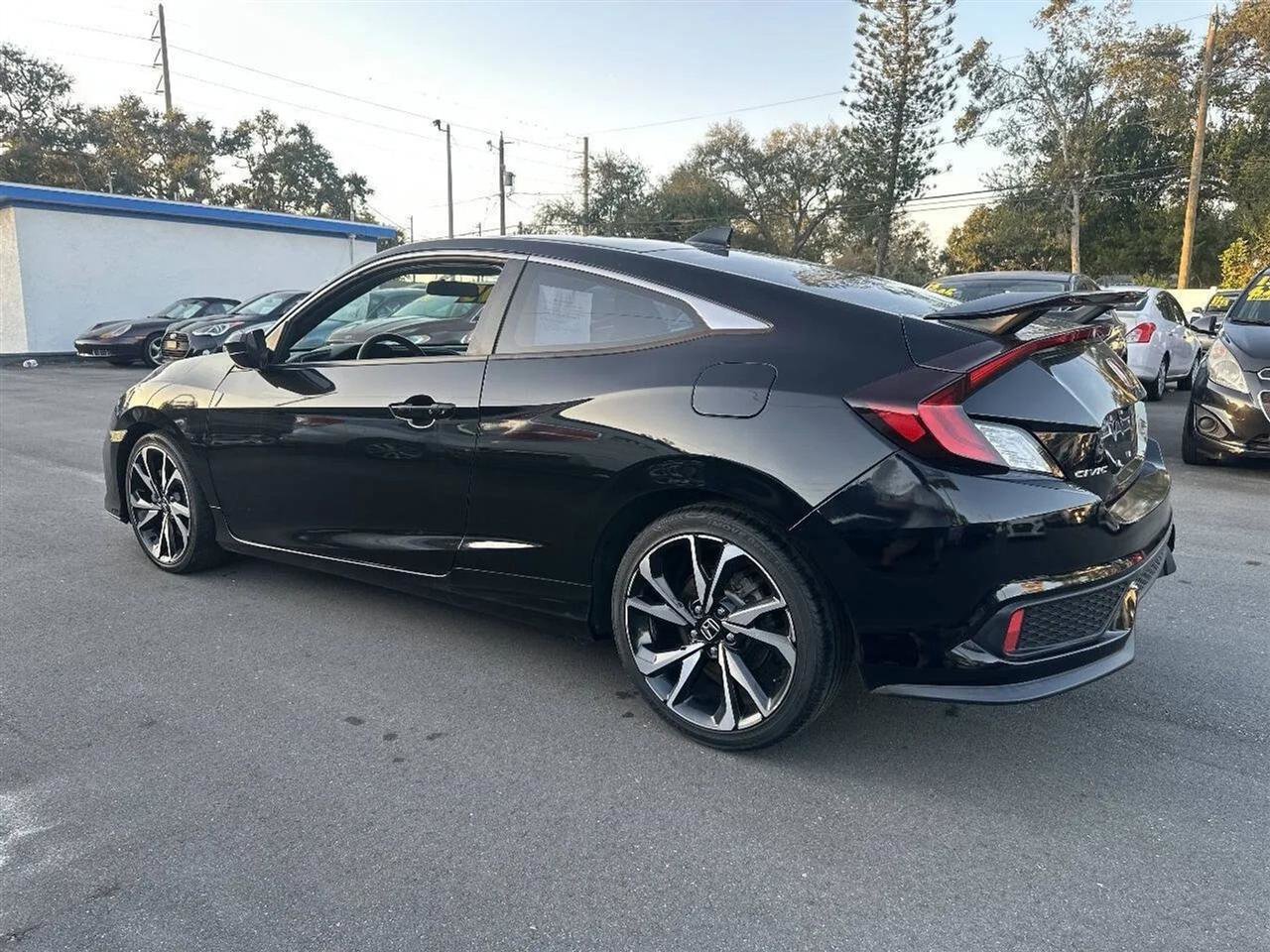 Used 2018 Honda Civic Si image 5