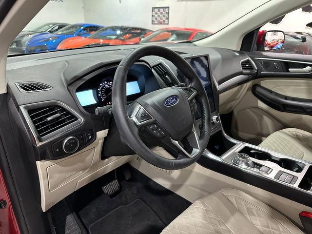 Used 2024 Ford Edge Titanium w/ Equipment Group 301A image 9