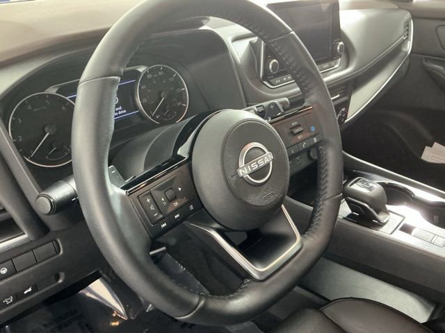 Used 2023 Nissan Rogue SV w/ SV Premium B Package image 35