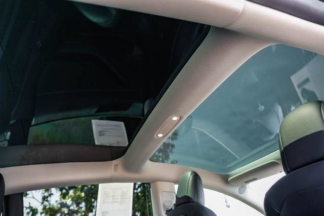 Used 2020 Tesla Model 3 Standard Range Plus RWD image 19