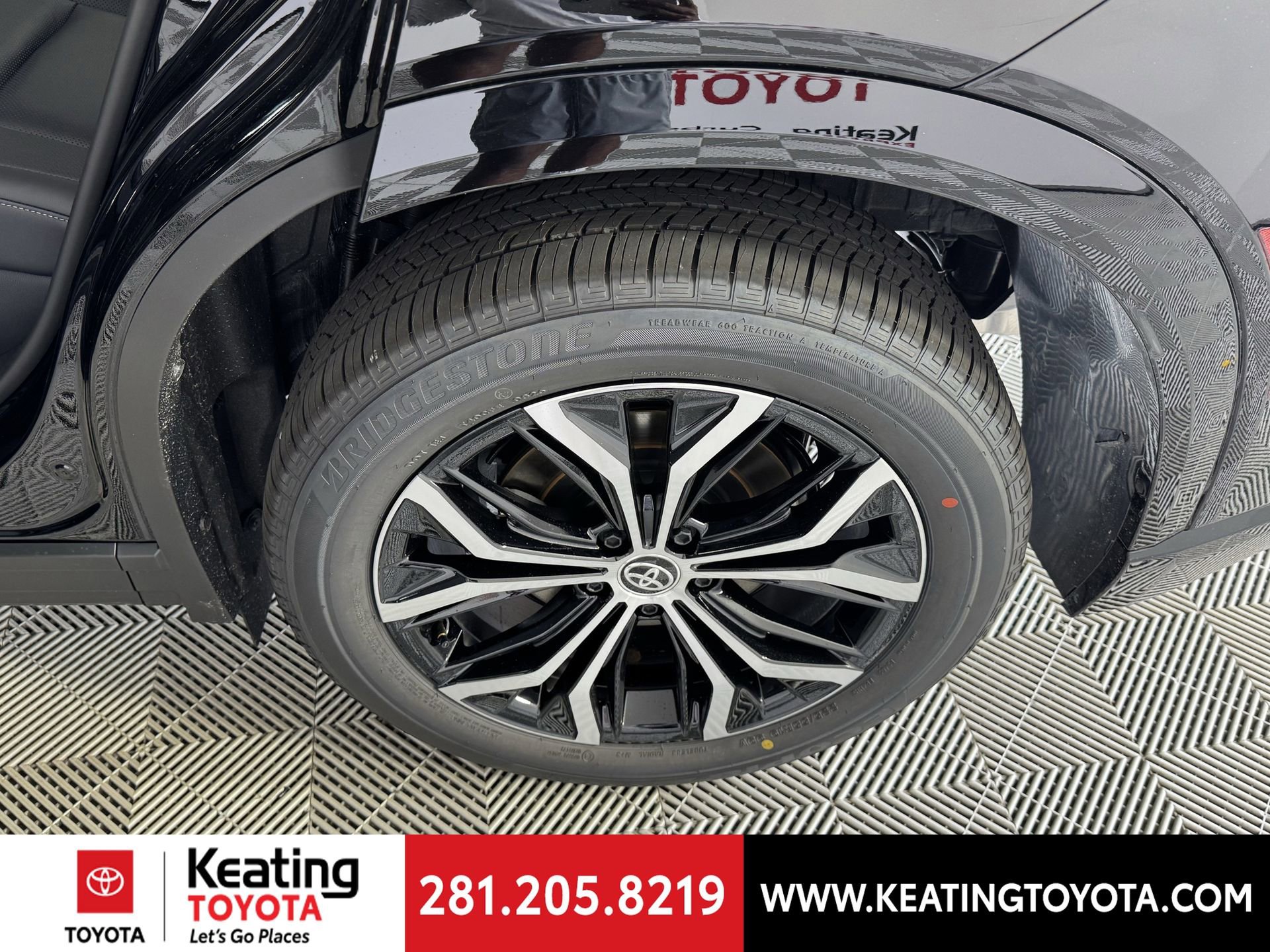 New 2026 Toyota Crown Signia AWD/4WD image 15