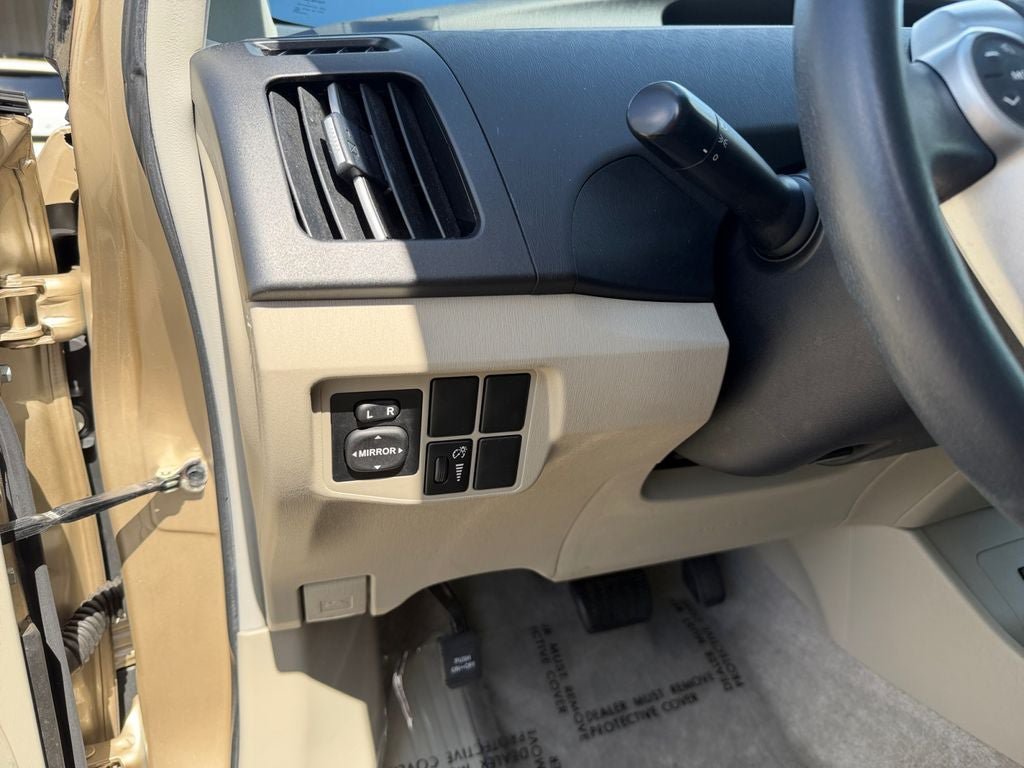 Used 2011 Toyota Prius Four FWD image 18