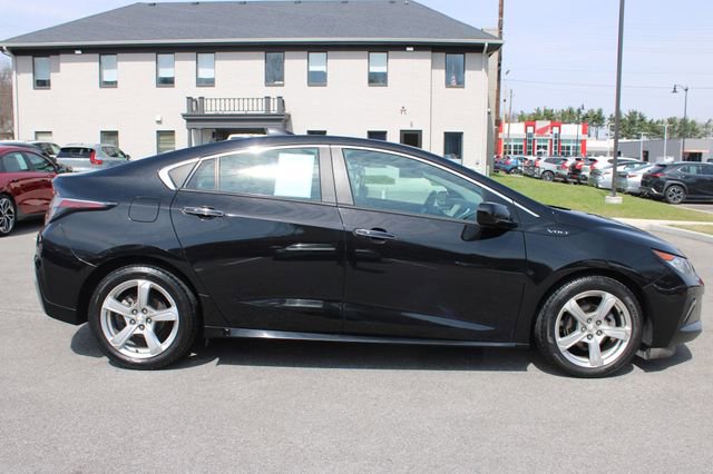 Used 2017 Chevrolet Volt LT w/ Comfort Package image 6