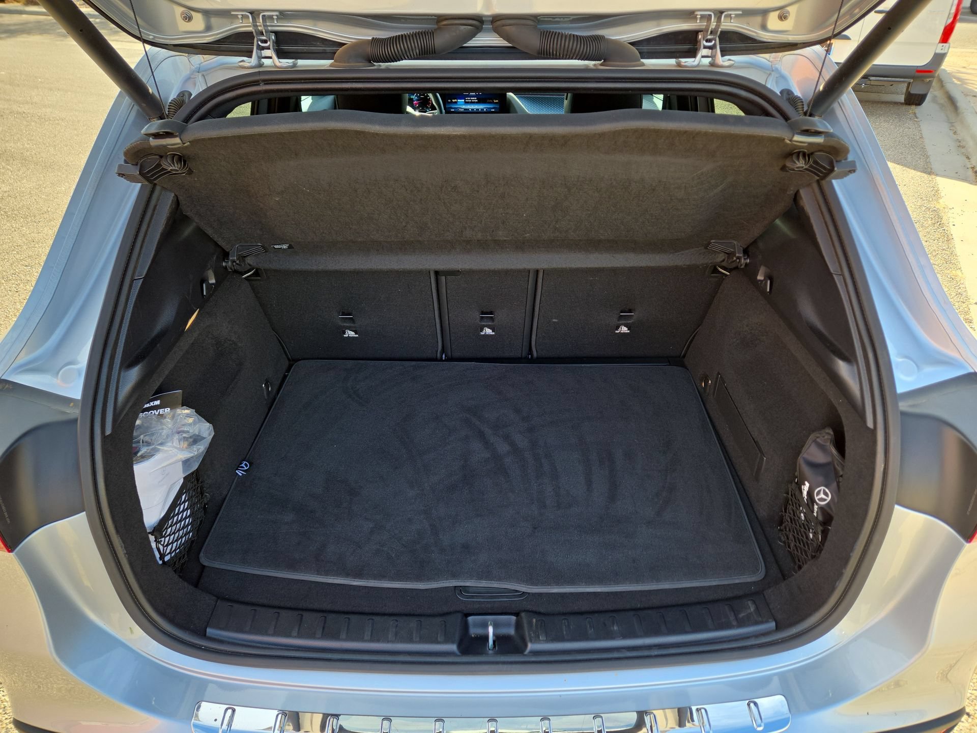 New 2025 Mercedes-Benz GLA 250 4MATIC image 12