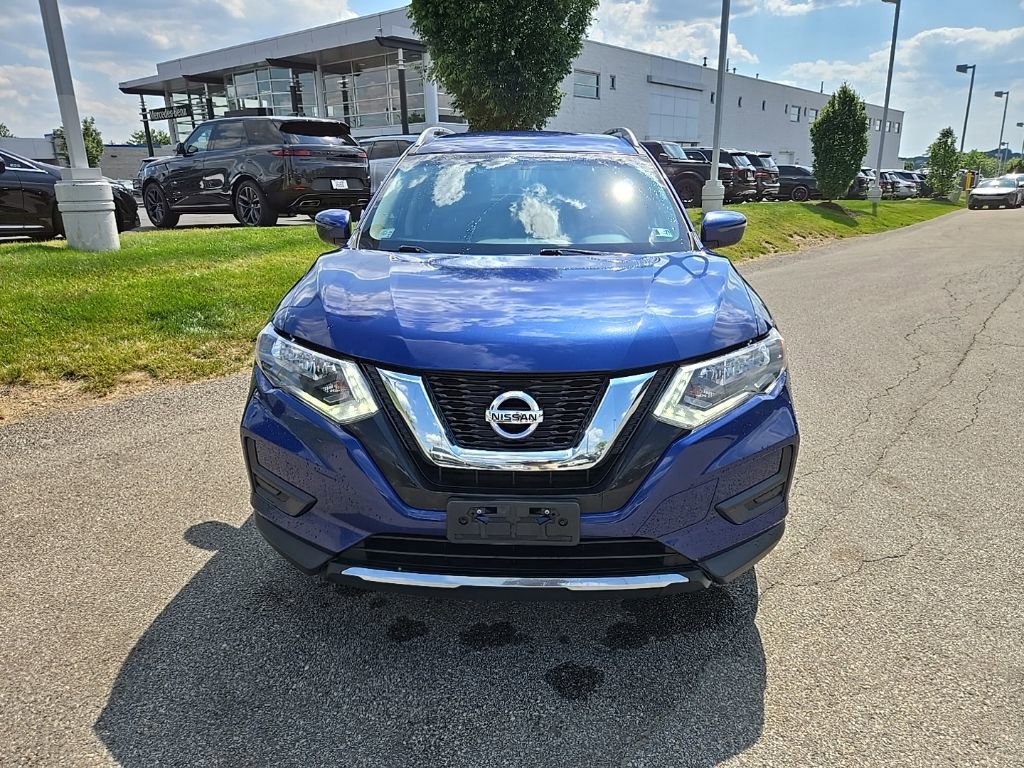 Used 2017 Nissan Rogue SV AWD/4WD image 12