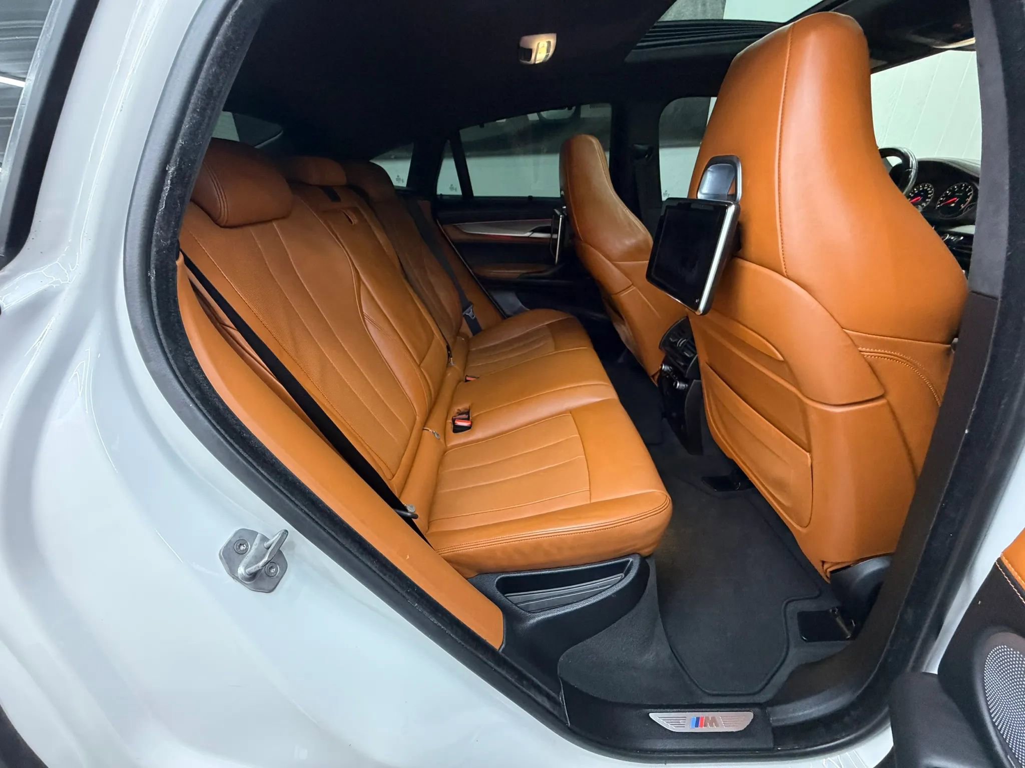 Used 2015 BMW X6 M w/ Executive Package AWD/4WD image 7