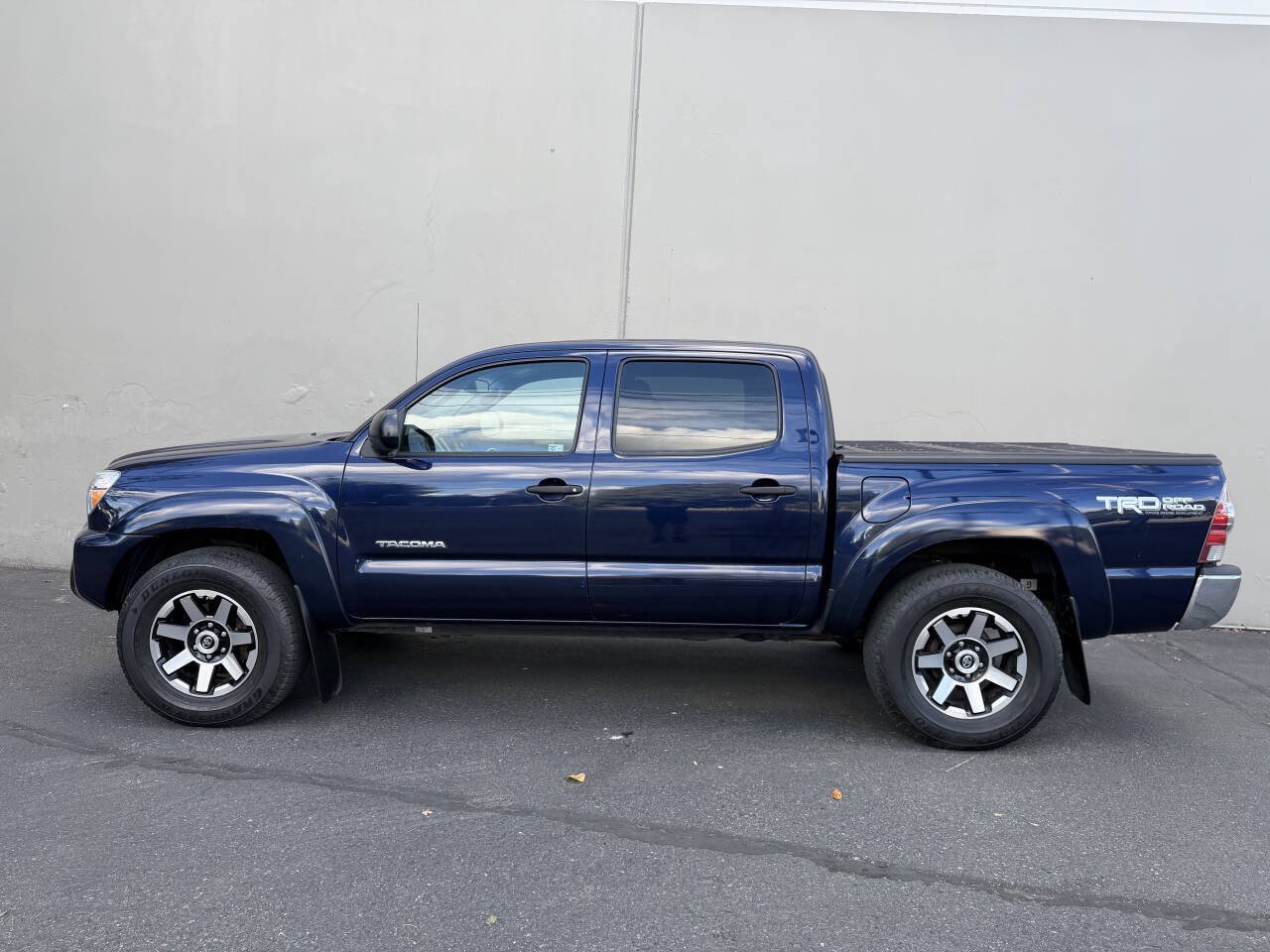 Used 2013 Toyota Tacoma 4x4 Double Cab w/ TRD Off-Road Pkg image 3