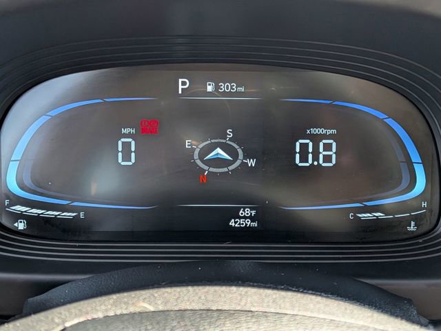 Used 2025 Hyundai Venue Limited image 17