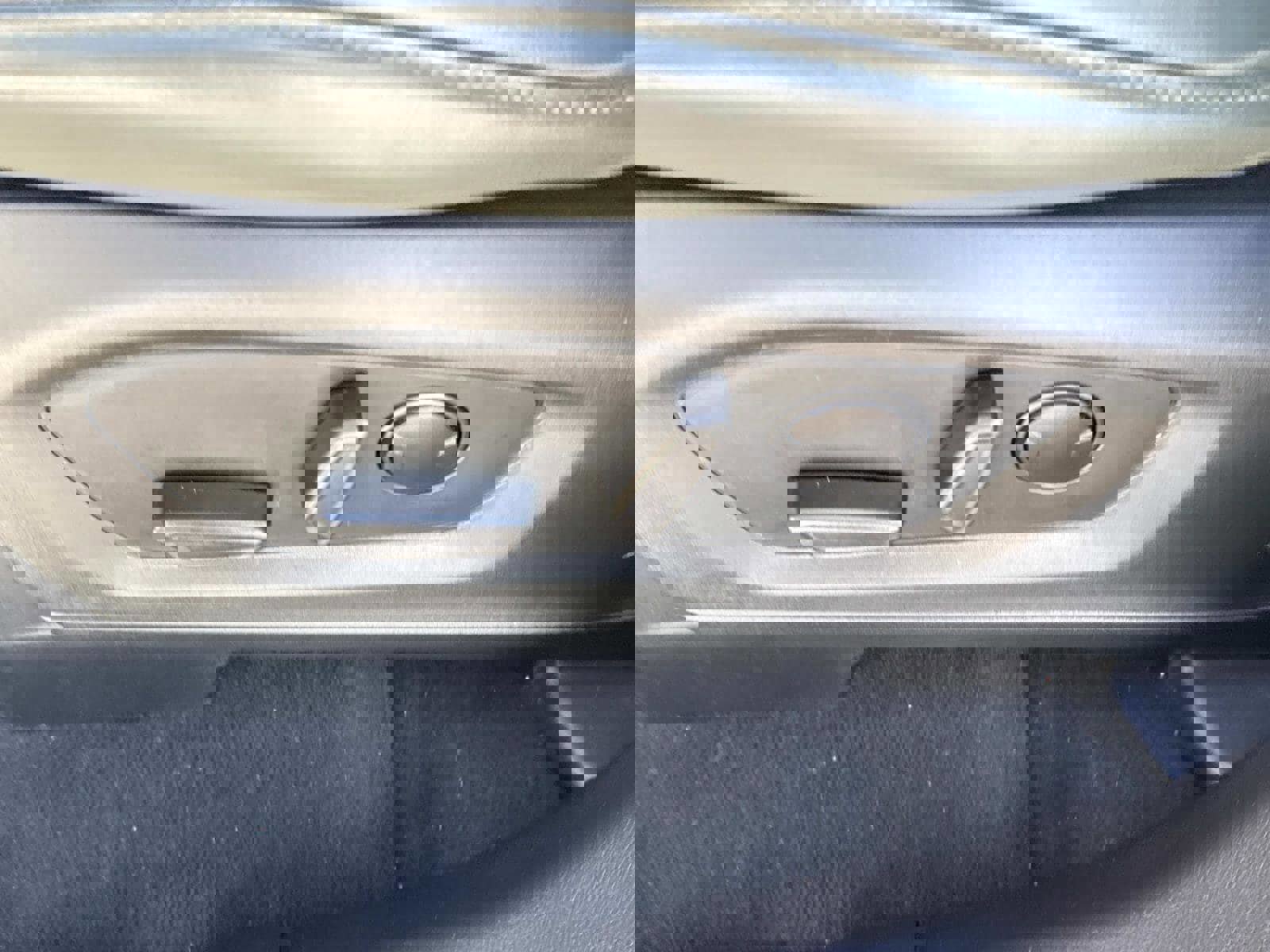 Used 2023 Ford Explorer Timberline image 18