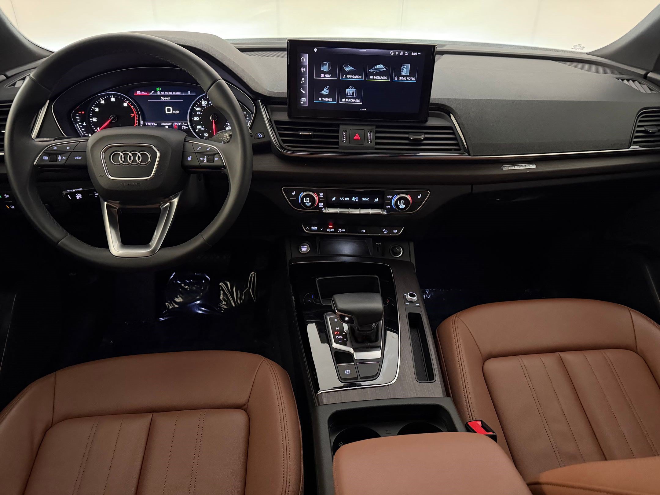 Used 2023 Audi Q5 2.0T Premium w/ Convenience Package AWD/4WD image 16