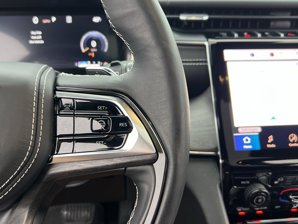 Used 2024 Jeep Grand Cherokee Overland w/ Adv Protech Group III image 37