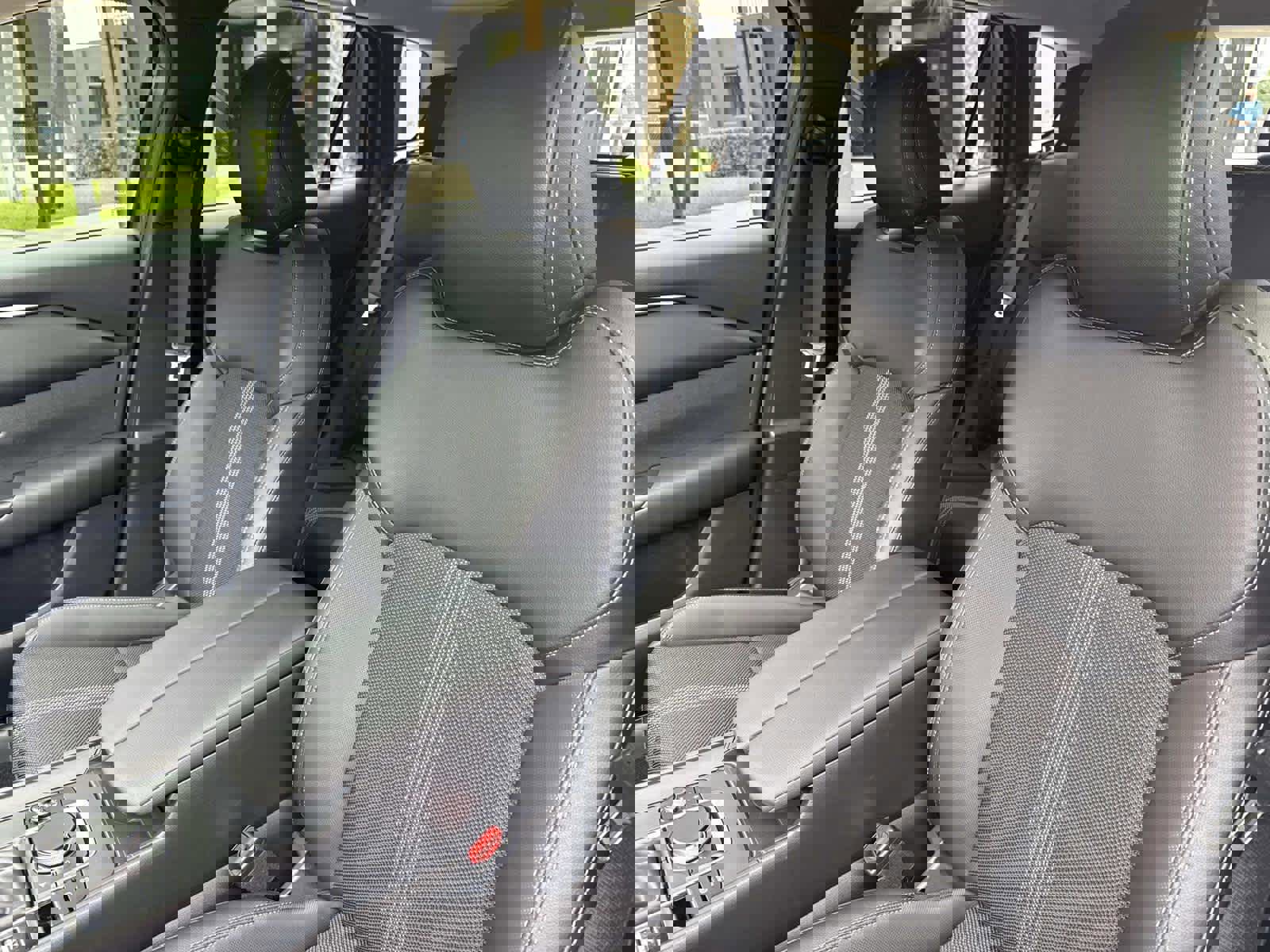 Certified 2025 MAZDA CX-50 AWD 2.5 S w/ Premium Package image 21