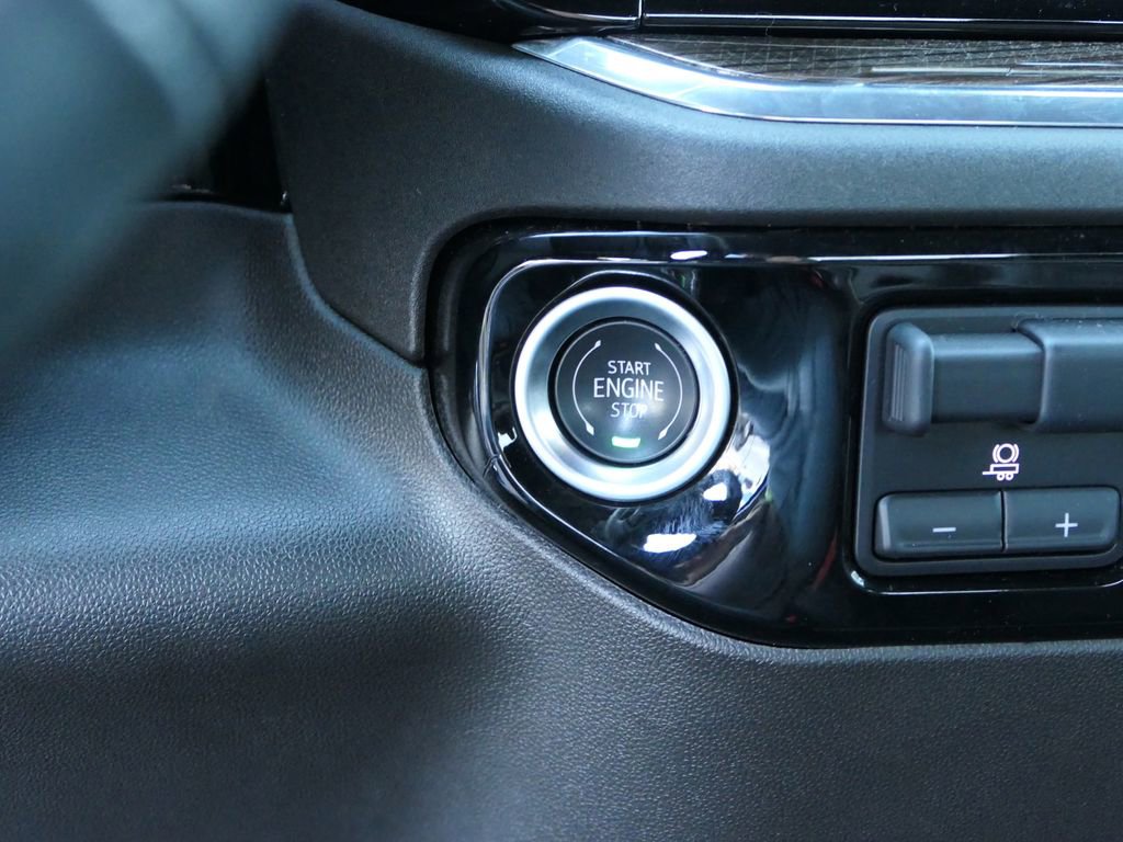 Used 2025 Chevrolet Silverado 1500 LT image 20