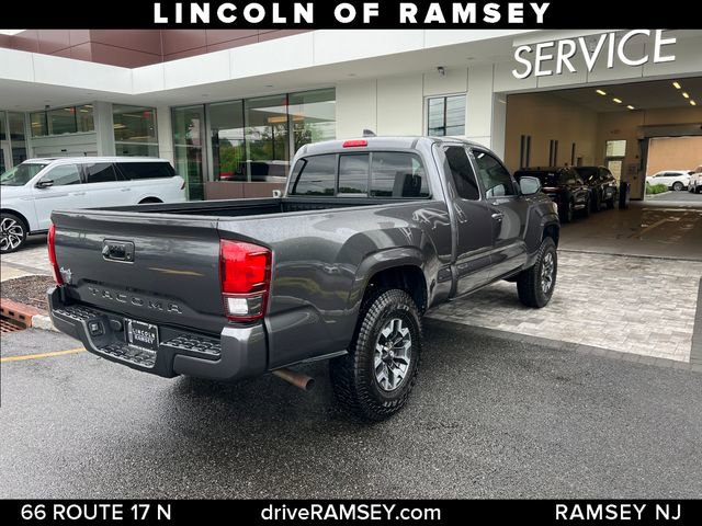 Used 2023 Toyota Tacoma SR w/ SR Convenience Package AWD/4WD image 6