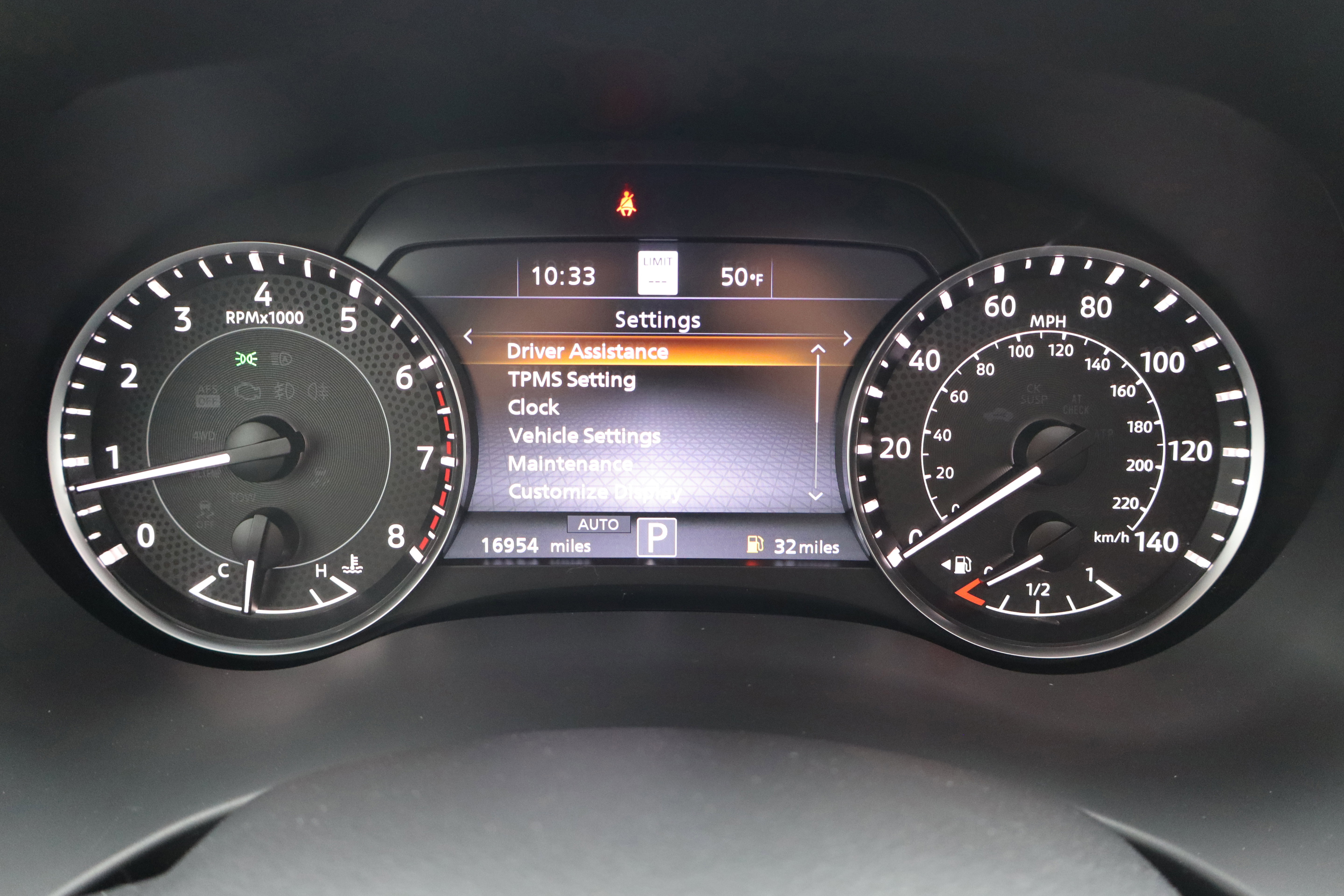 Used 2024 Nissan Armada Platinum w/ Captain's Chairs Package image 38