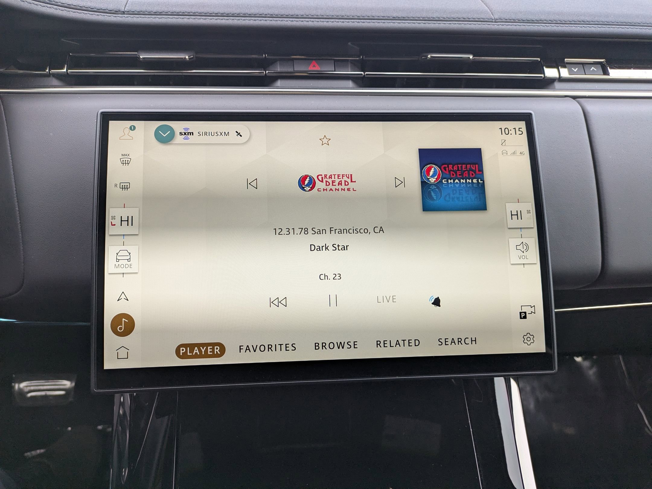 Used 2025 Land Rover Range Rover Sport SE image 12