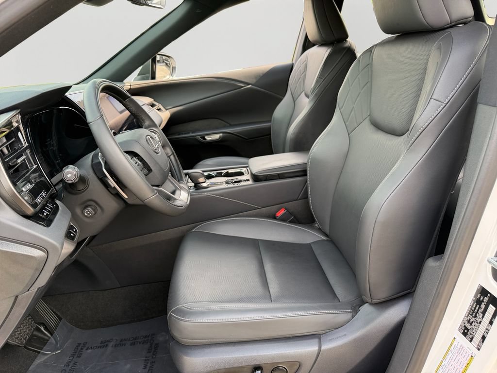 Certified 2025 Lexus RX 350 Premium AWD/4WD image 15