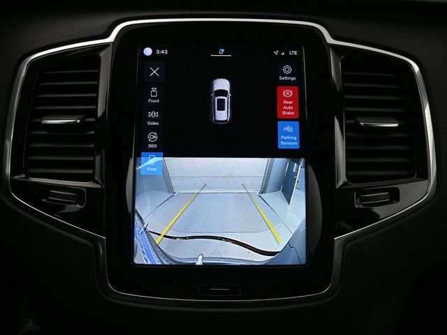 Used 2023 Volvo XC90 B5 Plus w/ Protection Package Premier image 19