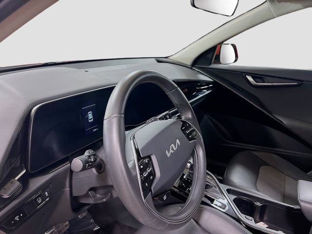 Certified 2023 Kia Niro EX Touring image 9