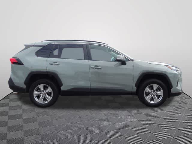 Used 2023 Toyota RAV4 XLE FWD image 4