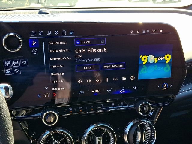 Used 2025 Chevrolet Blazer EV LT image 24