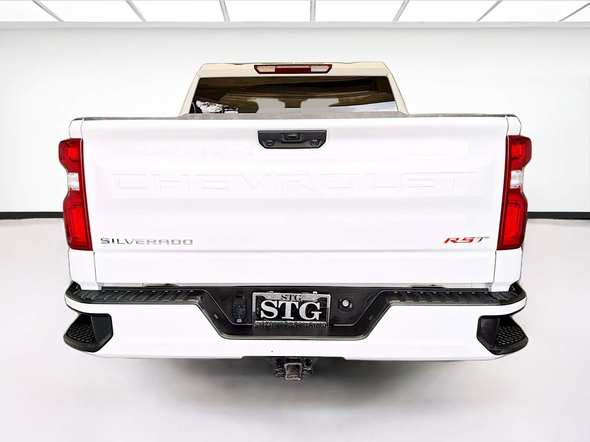 Used 2025 Chevrolet Silverado 1500 RST AWD/4WD image 5