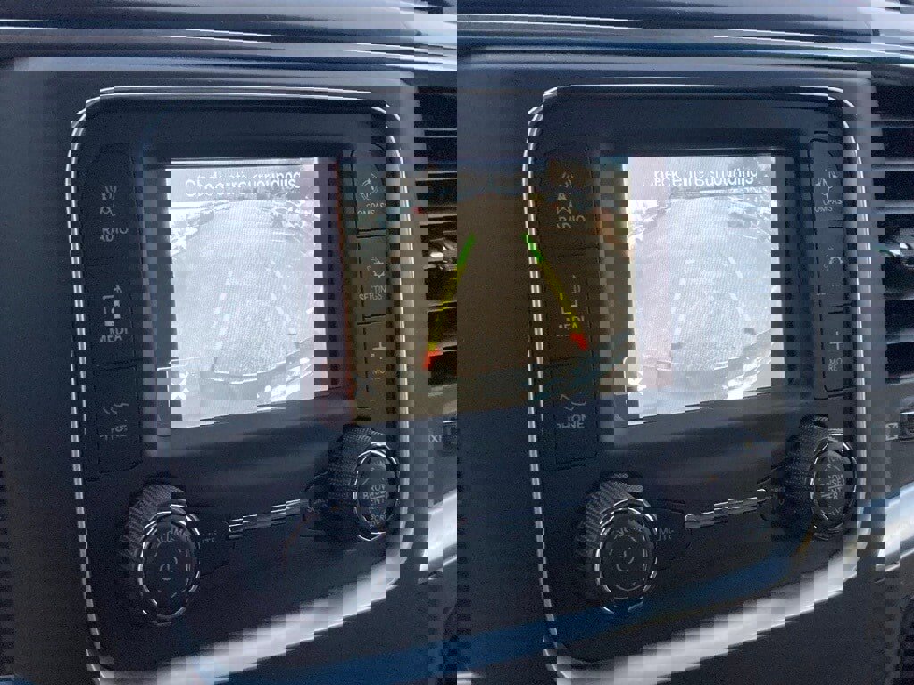 Used 2024 RAM 1500 Classic SLT image 23