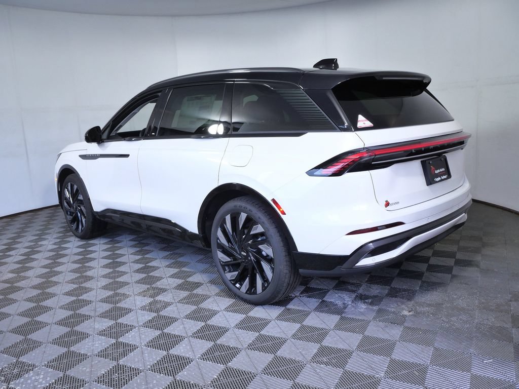 New 2026 Lincoln Nautilus Reserve w/ Jet Appearance Package AWD/4WD image 6