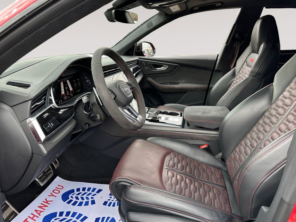 Certified 2025 Audi RS Q8 performance AWD/4WD image 9