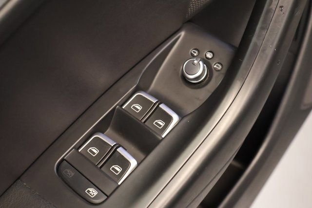 Used 2018 Audi Q3 2.0T Premium w/ Convenience Package image 10